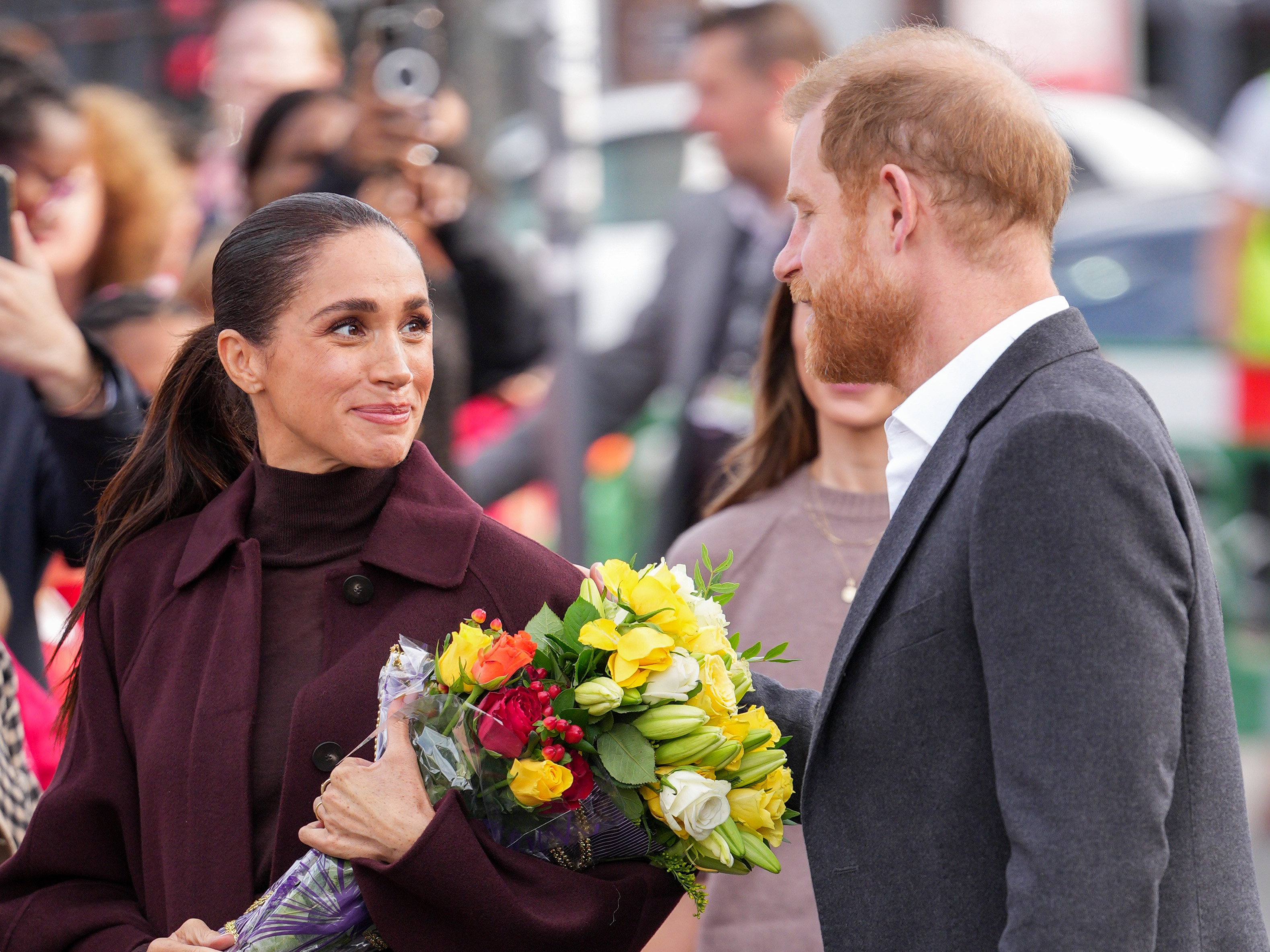 Meanwhile, members of the RoyaltyTea community on Reddit looked past the wardrobe entirely to focus on her intense expression. | Source: Getty Images