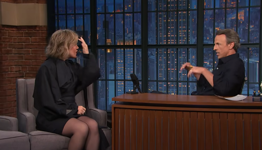 Sitting across from host Seth Meyers during her September 21, 2026, appearance on "Late Night with Seth Meyers," Kelly Clarkson gestured animatedly toward her sleek, shoulder-grazing new bob haircut while discussing her fresh style update. | Source: YouTube/Late Night with Seth Meyers